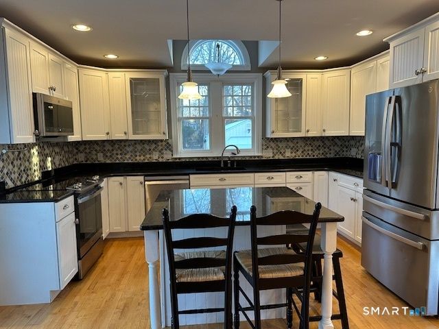 1 Fernwood Street, Wethersfield, CT 06109