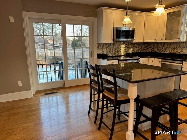 1 Fernwood Street, Wethersfield, CT 06109