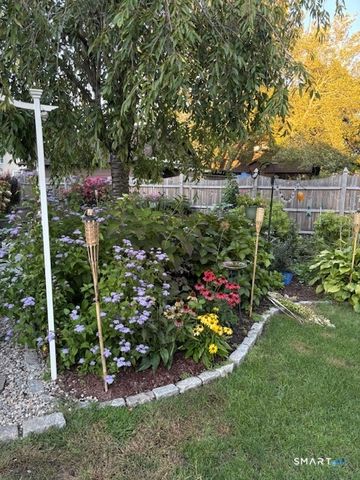 1 Fernwood Street, Wethersfield, CT 06109