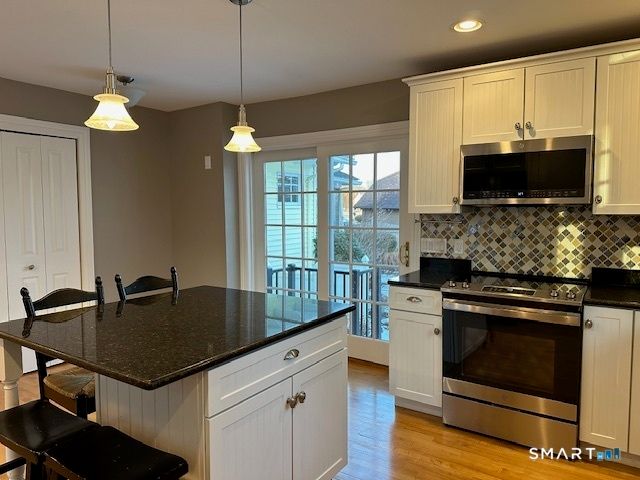 1 Fernwood Street, Wethersfield, CT 06109