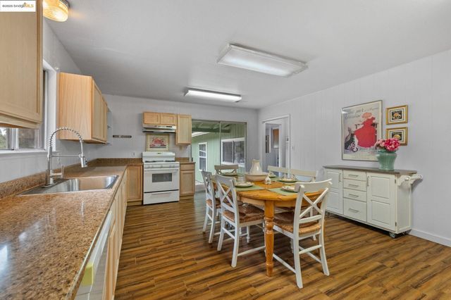 22657 Robin Hood Drive, Twain Harte, CA 95383