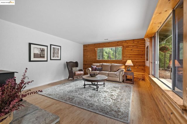 22657 Robin Hood Drive, Twain Harte, CA 95383