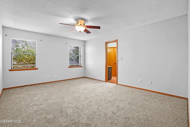 822 VIA DESCANSO Drive, El Paso, TX 79912