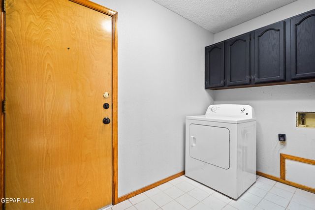 822 VIA DESCANSO Drive, El Paso, TX 79912