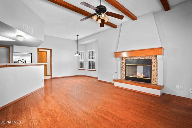 822 VIA DESCANSO Drive, El Paso, TX 79912