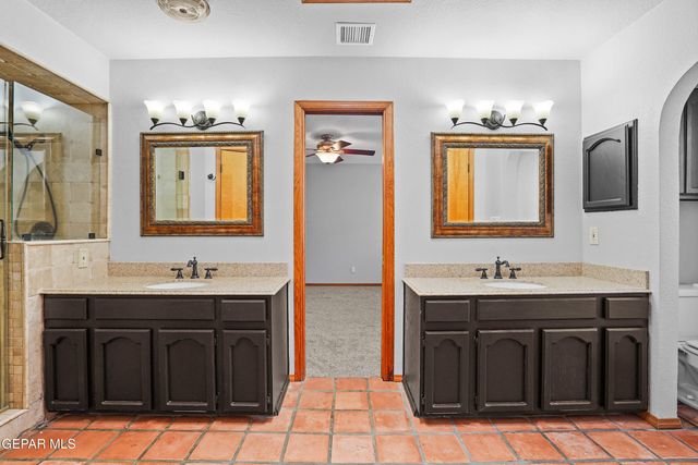 822 VIA DESCANSO Drive, El Paso, TX 79912