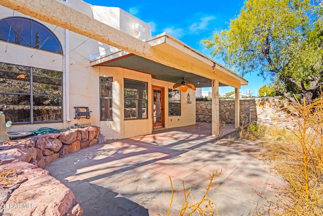 822 VIA DESCANSO Drive, El Paso, TX 79912