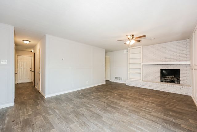 7367 Greenacres Drive, Fort Worth, TX 76112