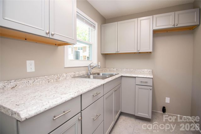 318 Highland Street 11, Mount Holly, NC 28120