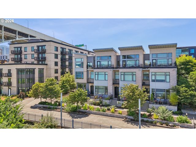 2132 Nw 16TH Ave, Portland, OR 97209