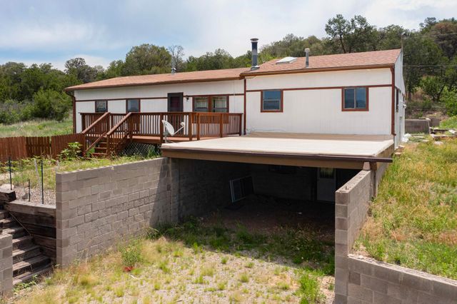 61 East Trail, Edgewood, NM 87015