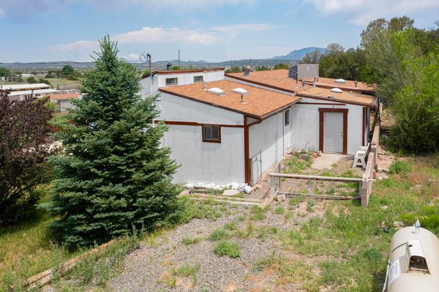 61 East Trail, Edgewood, NM 87015