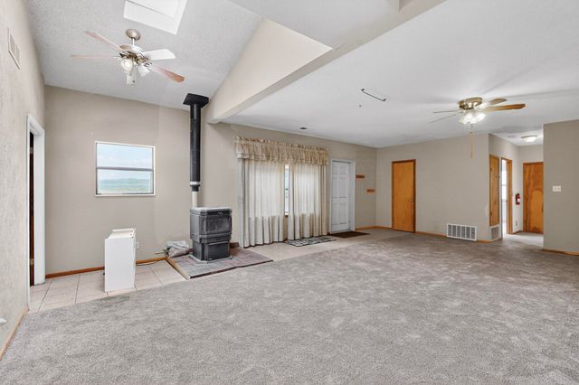 61 East Trail, Edgewood, NM 87015