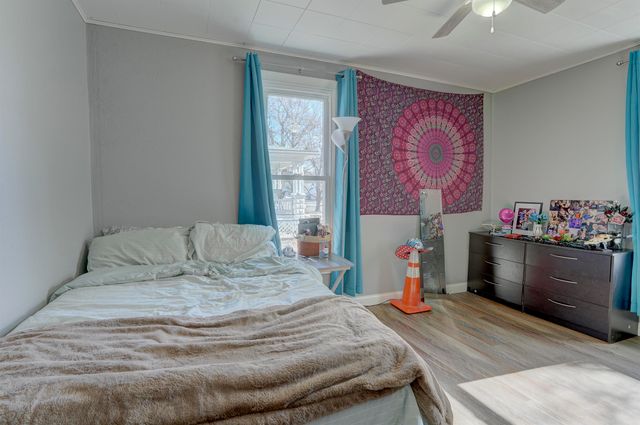 1110 E 8th Ave, Winfield, KS 67156