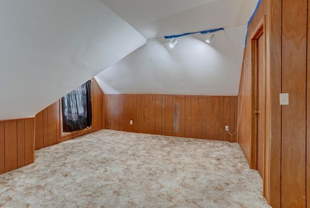 1110 E 8th Ave, Winfield, KS 67156