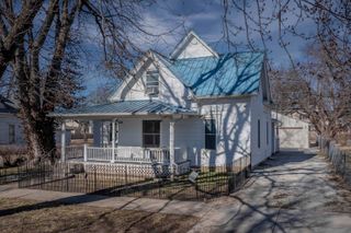 1110 E 8th Ave, Winfield, KS 67156