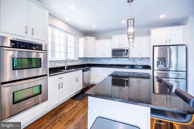 8727 RALEIGH MEWS, Gainesville, VA 20155