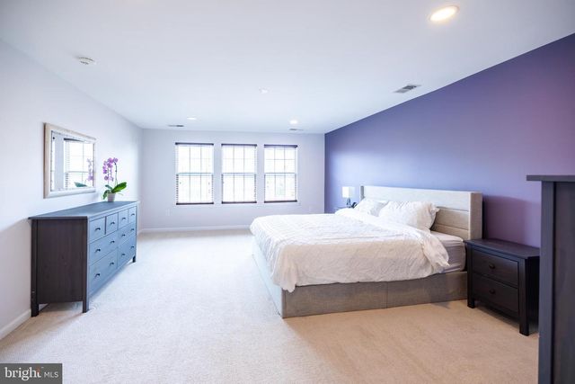 8727 RALEIGH MEWS, Gainesville, VA 20155