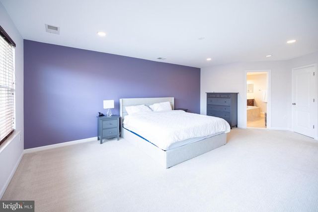 8727 RALEIGH MEWS, Gainesville, VA 20155