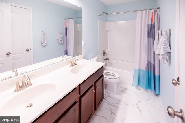 8727 RALEIGH MEWS, Gainesville, VA 20155
