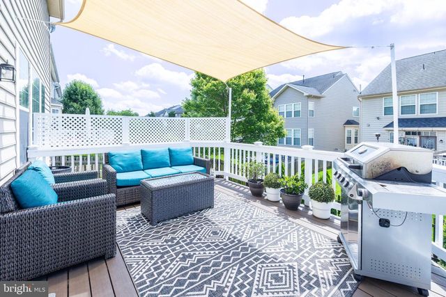 8727 RALEIGH MEWS, Gainesville, VA 20155