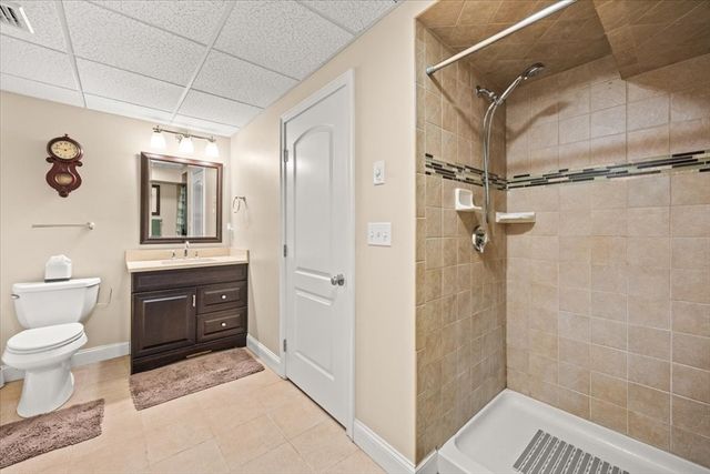 17 Barry Drive, Taunton, MA 02780