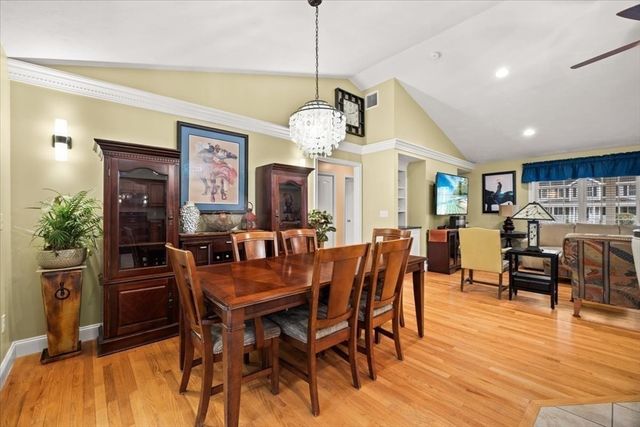 17 Barry Drive, Taunton, MA 02780