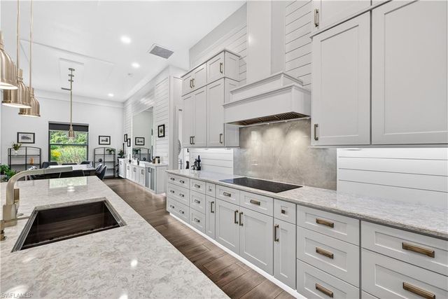 12289 Alamansa LN, Bonita Springs, FL 34135