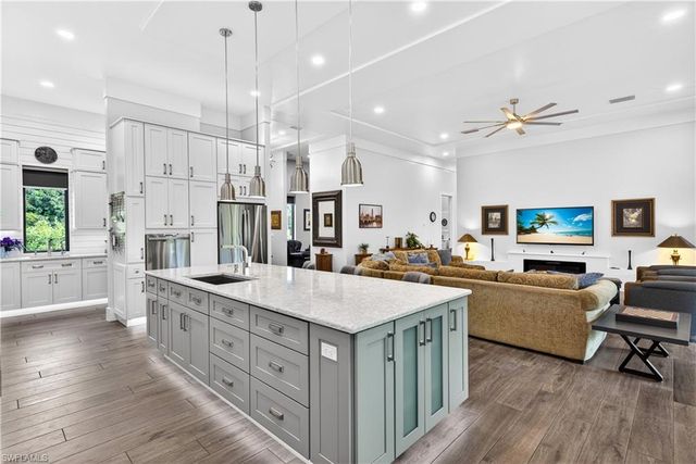 12289 Alamansa LN, Bonita Springs, FL 34135