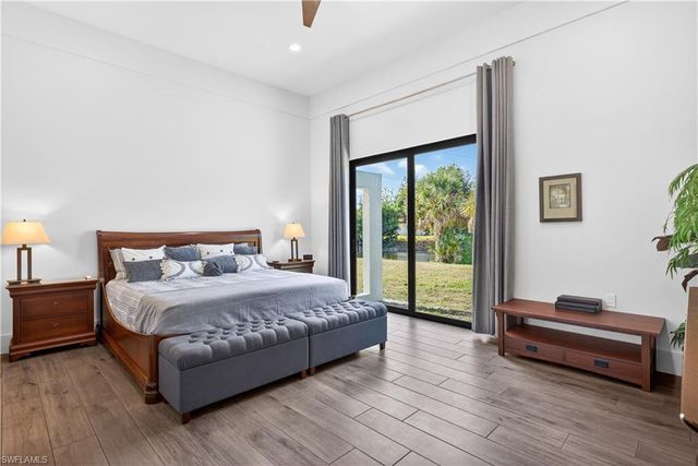 12289 Alamansa LN, Bonita Springs, FL 34135