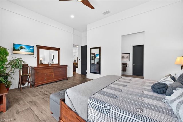 12289 Alamansa LN, Bonita Springs, FL 34135