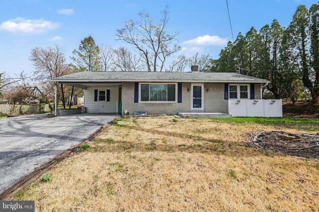 3111 SPRING RD, Carlisle, PA 17013