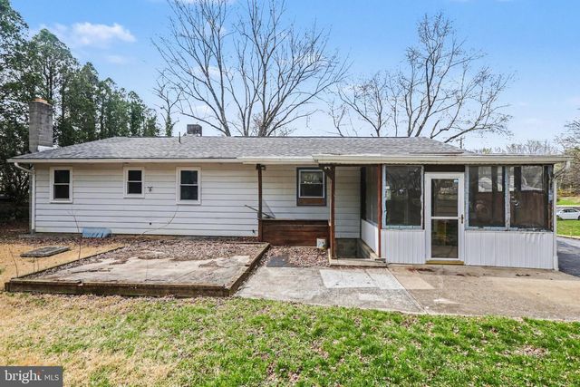 3111 SPRING RD, Carlisle, PA 17013