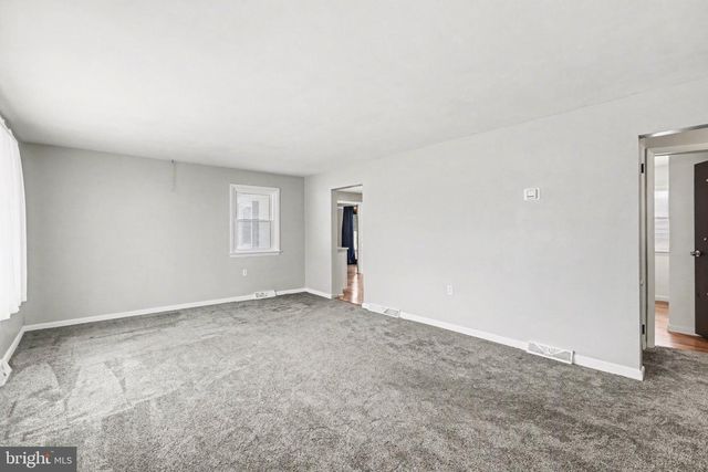 3111 SPRING RD, Carlisle, PA 17013