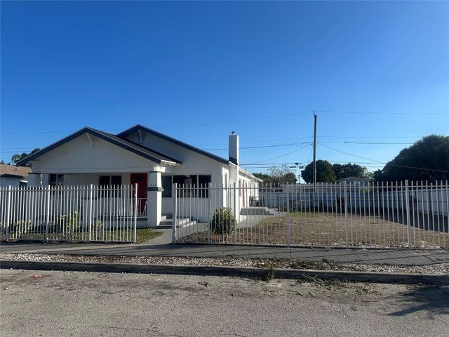 1022 State Street, West Palm Beach, FL 33407