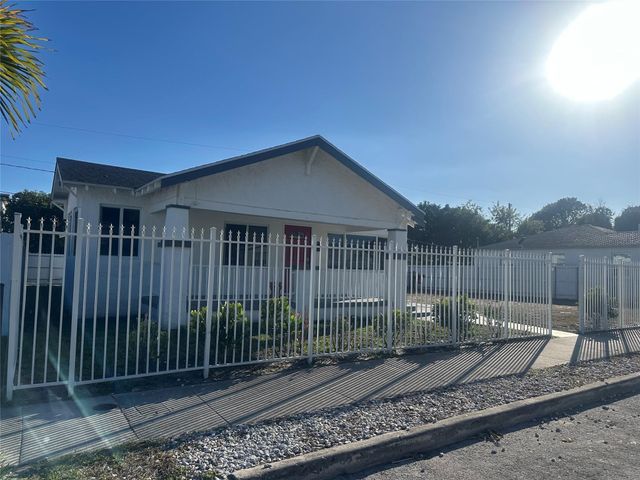 1022 State Street, West Palm Beach, FL 33407