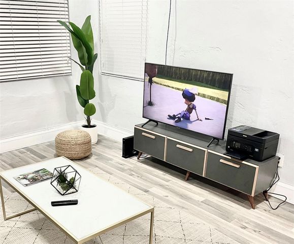 1022 State Street, West Palm Beach, FL 33407