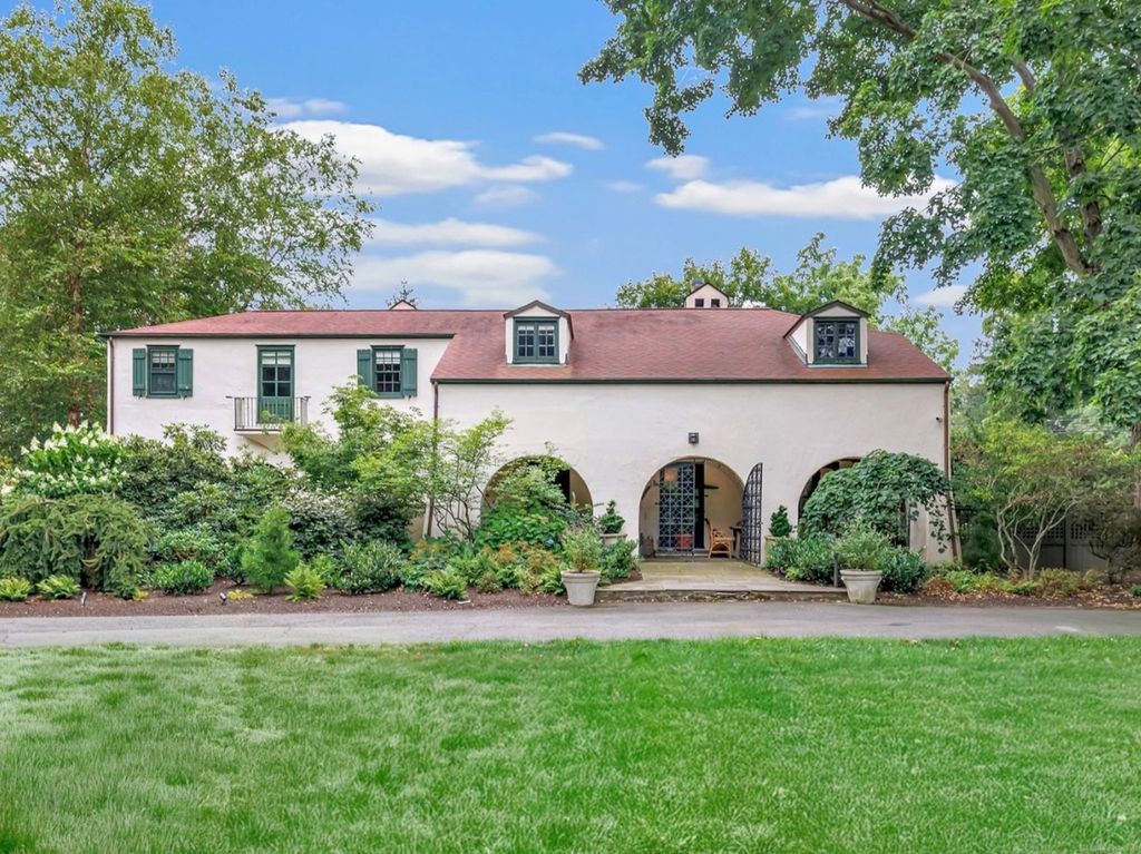 61 Clapboard Hill Road, Westport, CT 06880