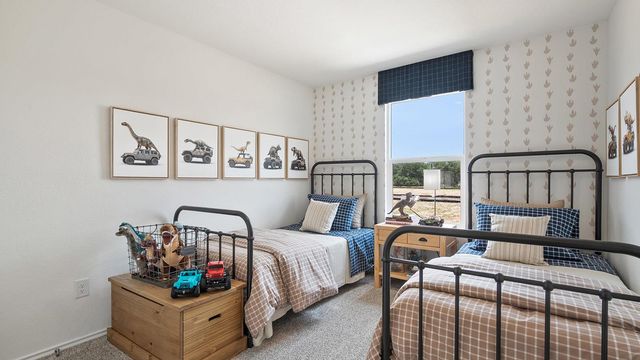 300 CONSTANZA TRL, Bastrop, TX 78602