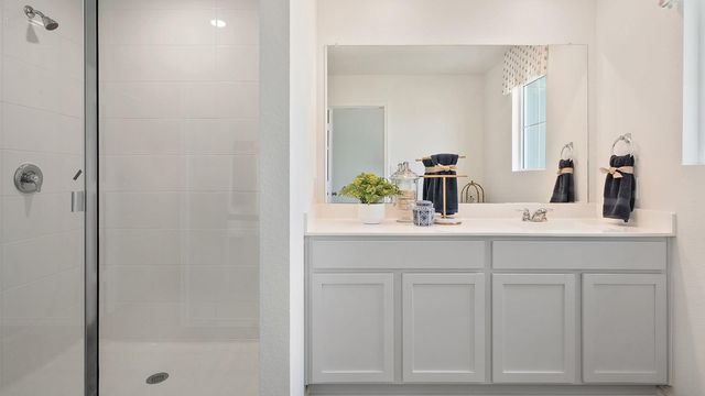 300 CONSTANZA TRL, Bastrop, TX 78602