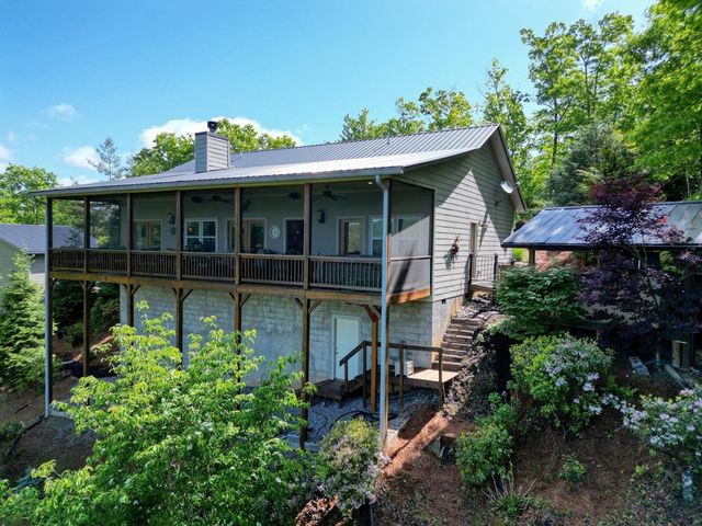 2406 Big Cove Drive, Hiawassee, GA 30546