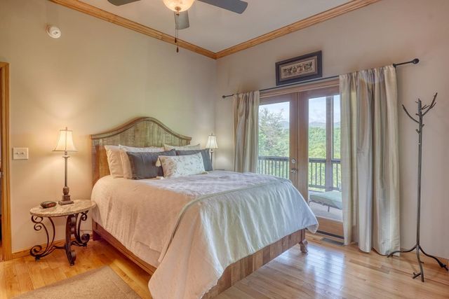 2406 Big Cove Drive, Hiawassee, GA 30546