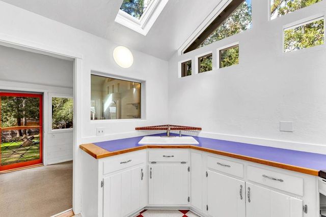 25881 Hill Street, Idyllwild, CA 92549