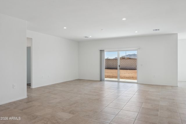 1561 E GLAZIER Drive, Casa Grande, AZ 85122