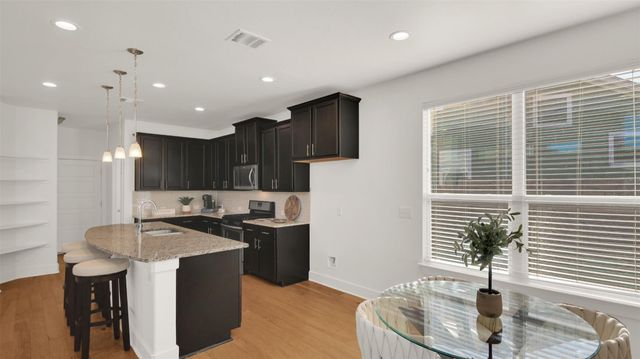 2308 Montague ST, Austin, TX 78741