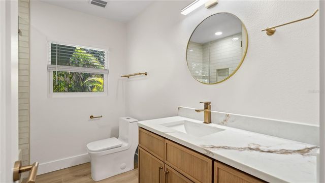 4623 W BROWNING AVENUE, Tampa, FL 33629