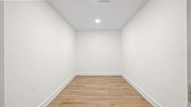 4623 W BROWNING AVENUE, Tampa, FL 33629