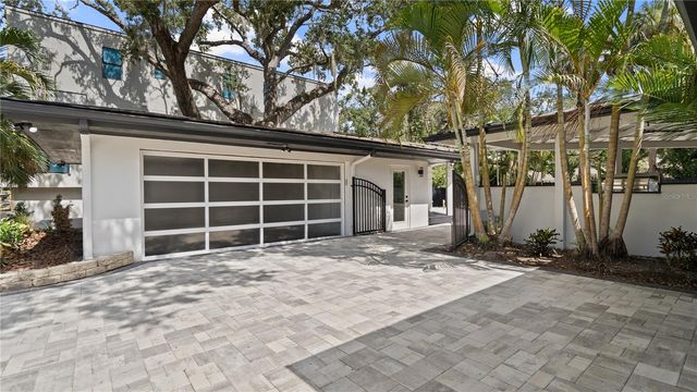 4623 W BROWNING AVENUE, Tampa, FL 33629