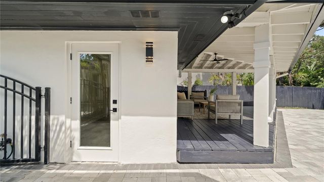 4623 W BROWNING AVENUE, Tampa, FL 33629