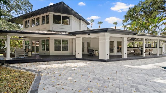 4623 W BROWNING AVENUE, Tampa, FL 33629